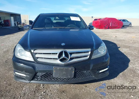 2012 Mercedes-Benz C 350 Sport из США, поврежденный, VIN WDDGF5HB1CR199226